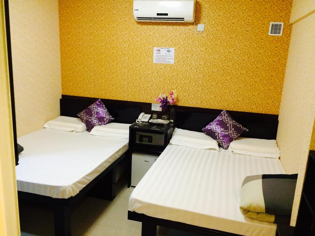 Modern Hotel4