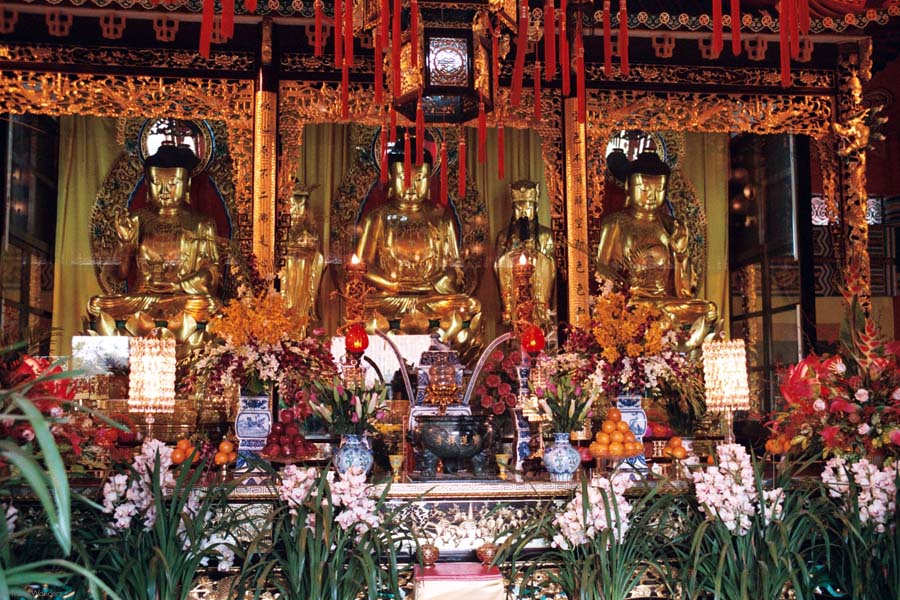 Po+Lin+Monastery+Shrine+Hall+of+Buddha+Three+Buddhas+11