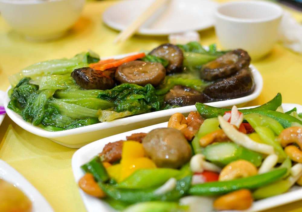 vegetarian-meal-po-lin-monastery-ngong-ping-hong-kong