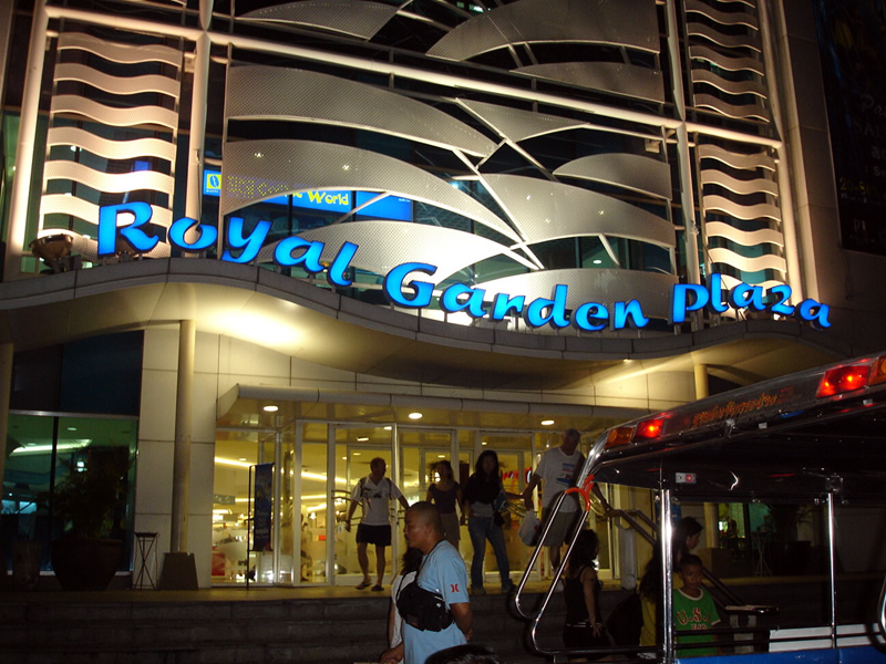 royalgardenplaza