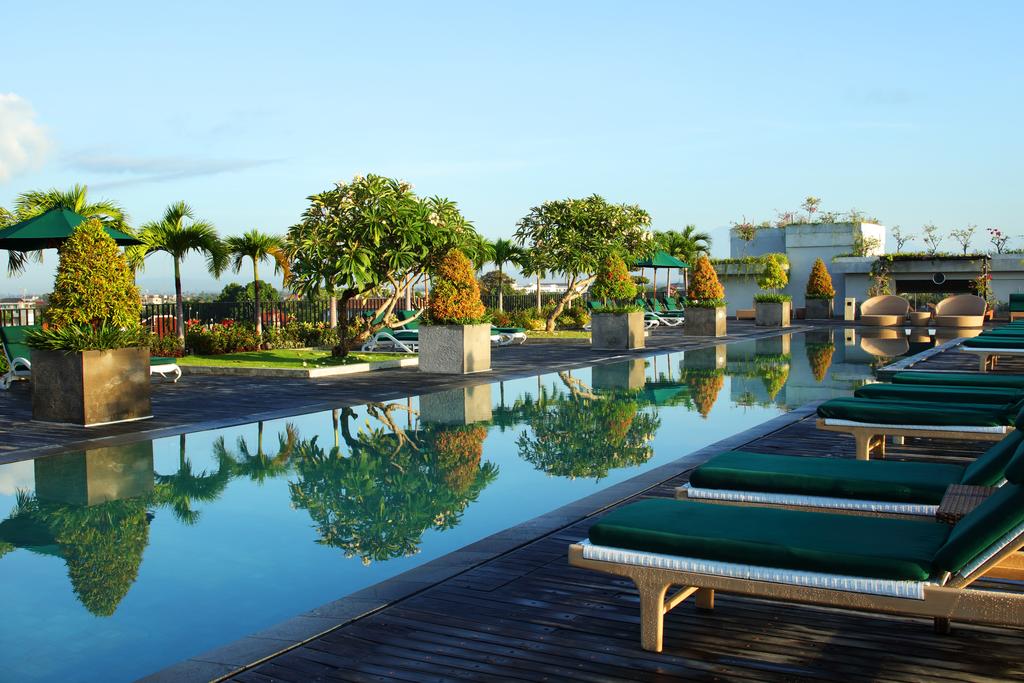 U Paasha Seminyak