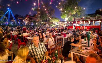 Chiang Mai Night Bazaar restaurants — Top 10 food courts & best restaurants near Chiang Mai Night Bazaar chiang mai night bazaar
