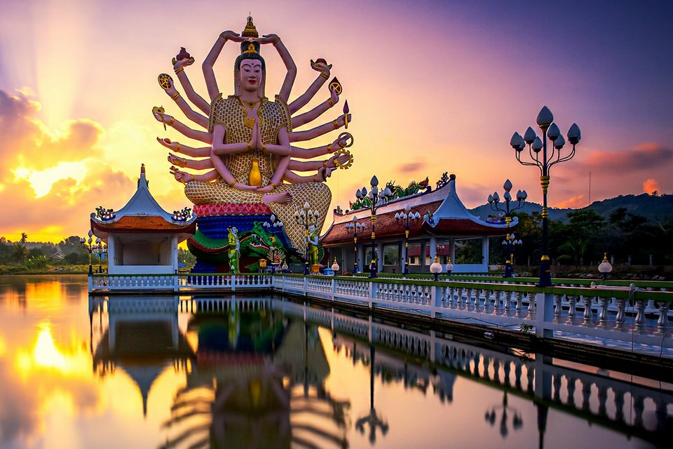 wat-plai-laem-koh-samui