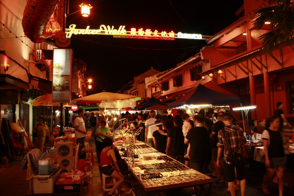 Baba-Nyonya cake shop