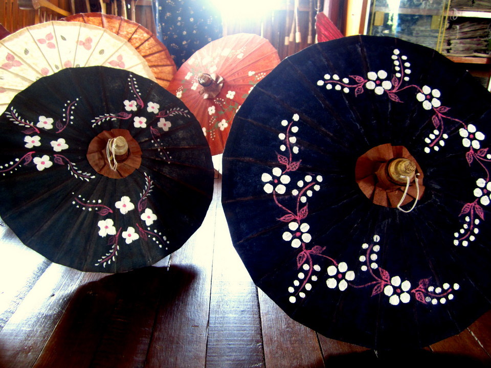 paper-umbrella-myanmar