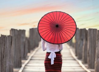 paper-umbrella-myanmar3