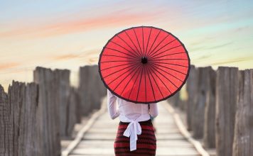 paper-umbrella-myanmar3