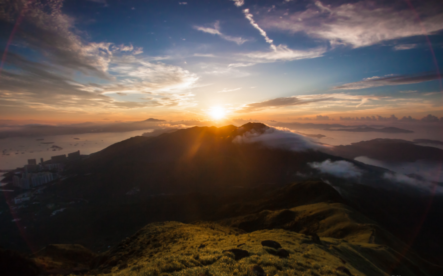 Lantau Sunrise1 hiking hong kong best hiking trails in hong kong easy hiking trails in hong kong