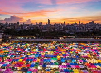 Chatuchak Weekend Market in Bangkok