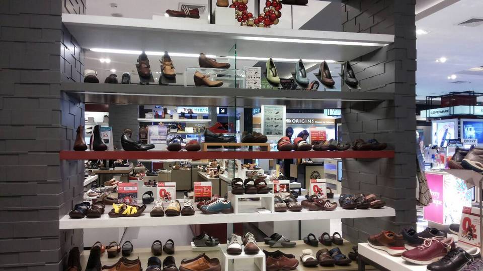 Central Silom shopping mall bangkok1