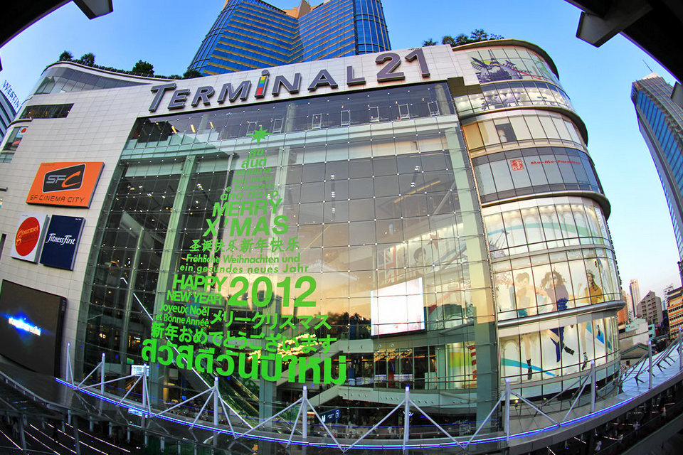 Terminal 21 shopping mall bangkok