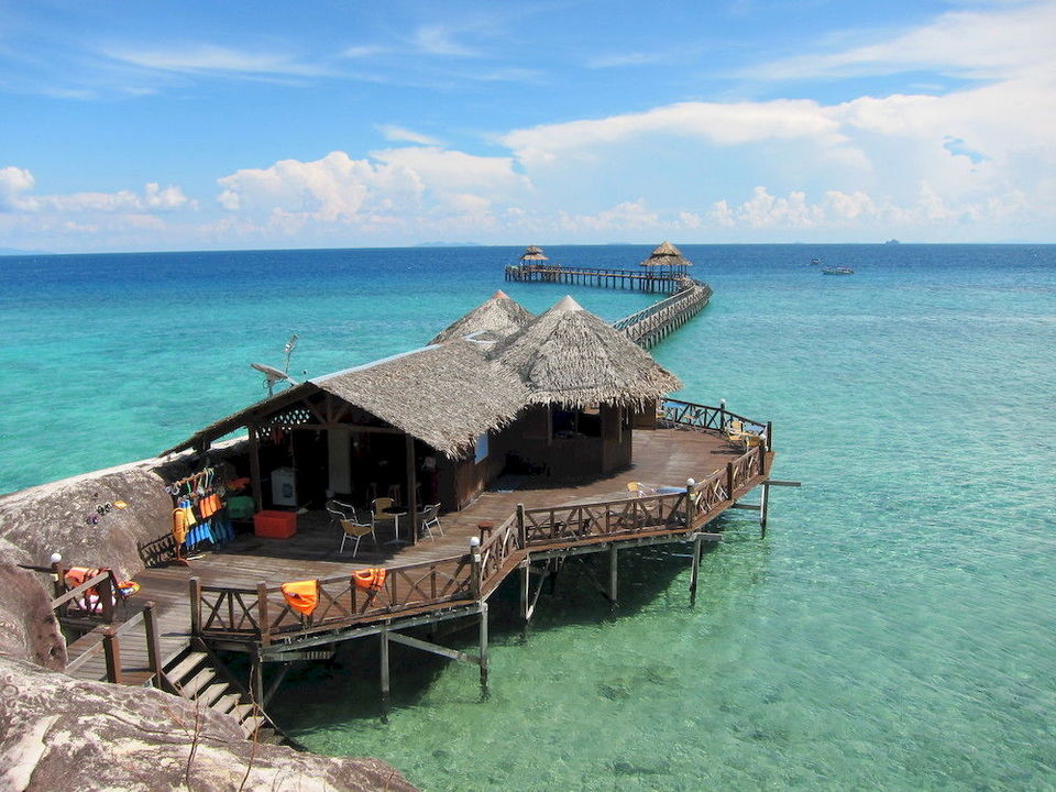 accommodation-tioman-malaysia5 tioman island travel blog tioman island travel guide tioman island malaysia