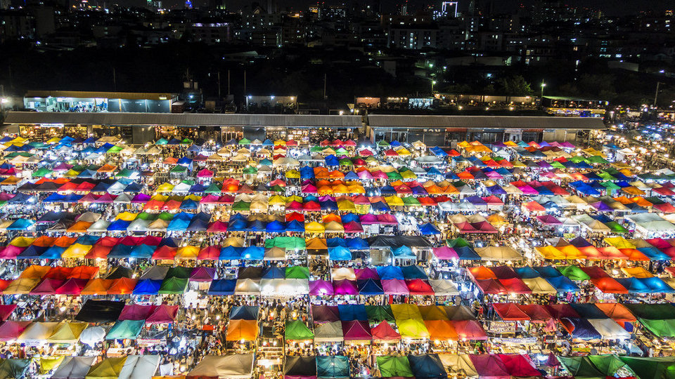 Rot Fai Train Night Market-bangkok2