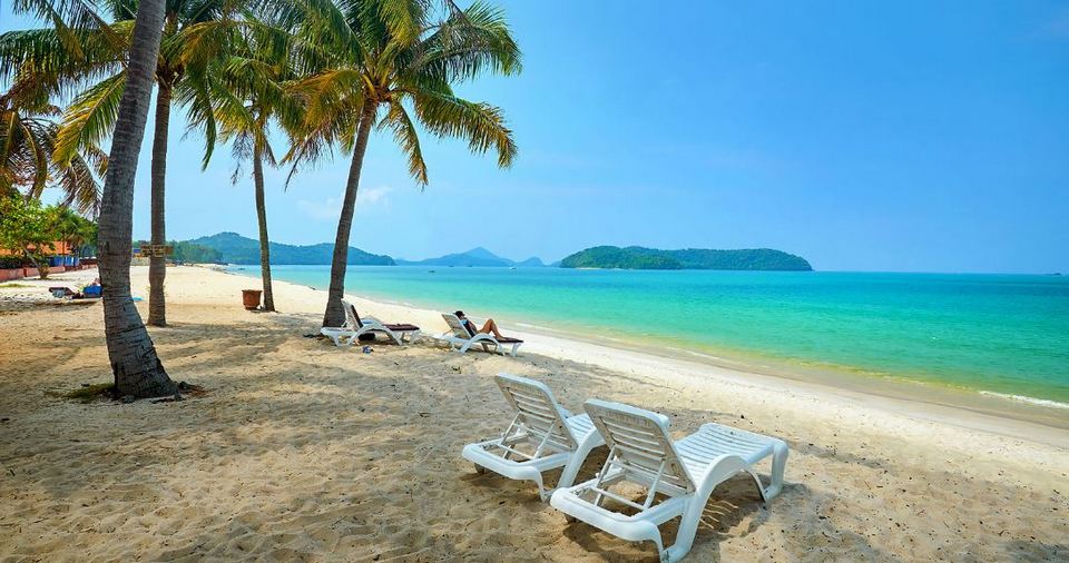 Pantai-Tengah-Langkawi-tours-Malaysia1