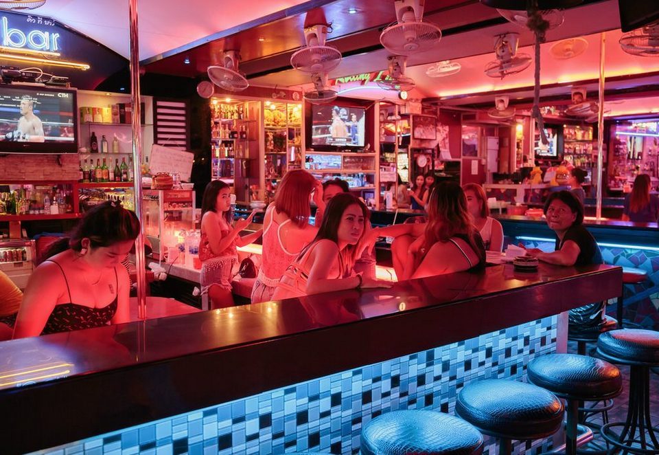 Soi LK Metro-nightlife-pattaya-thailand3