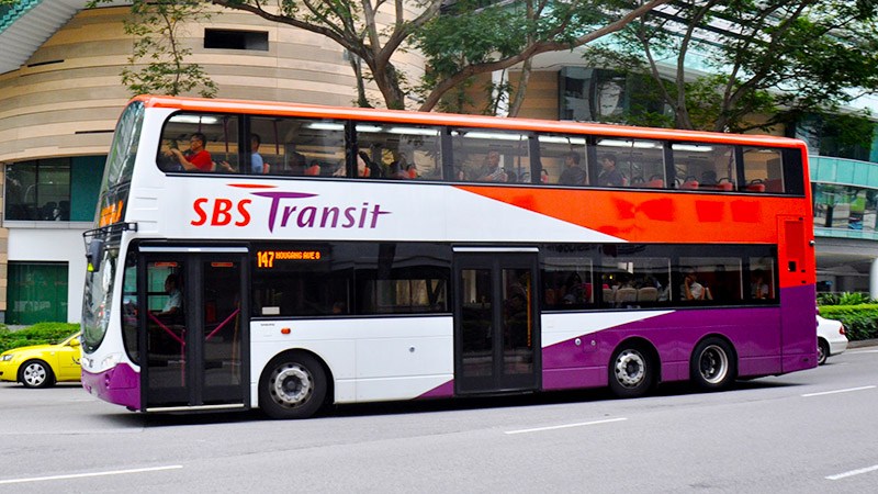 how to get around Singapore