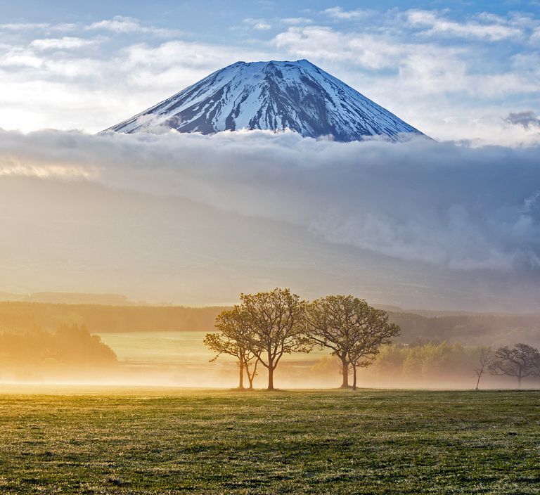 MountFuji_Sunrise_PhJirawat_Getty_2-56fd3fc95f9b586195c13d6f