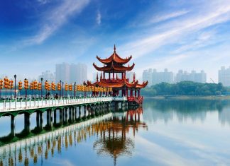 Chengcing Lake