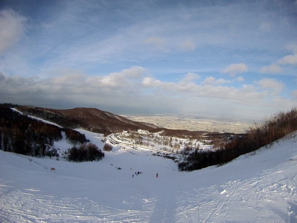 Sapporo Teine with view over Ishikari Bay best ski resorts in hokkaido top ski resorts in hokkaido best place to ski in hokkaido