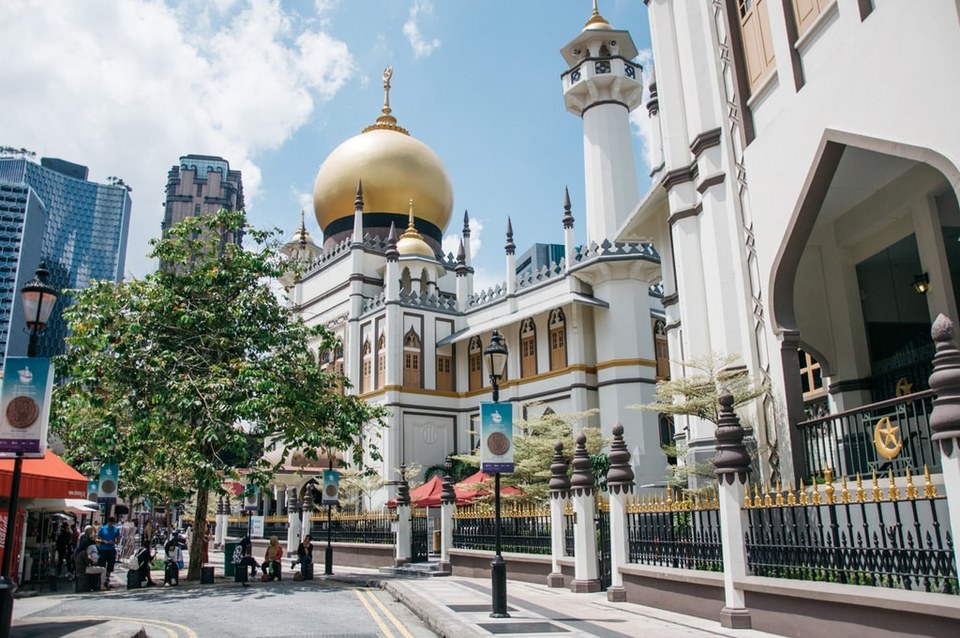 Burgis (Arab) in Singapore