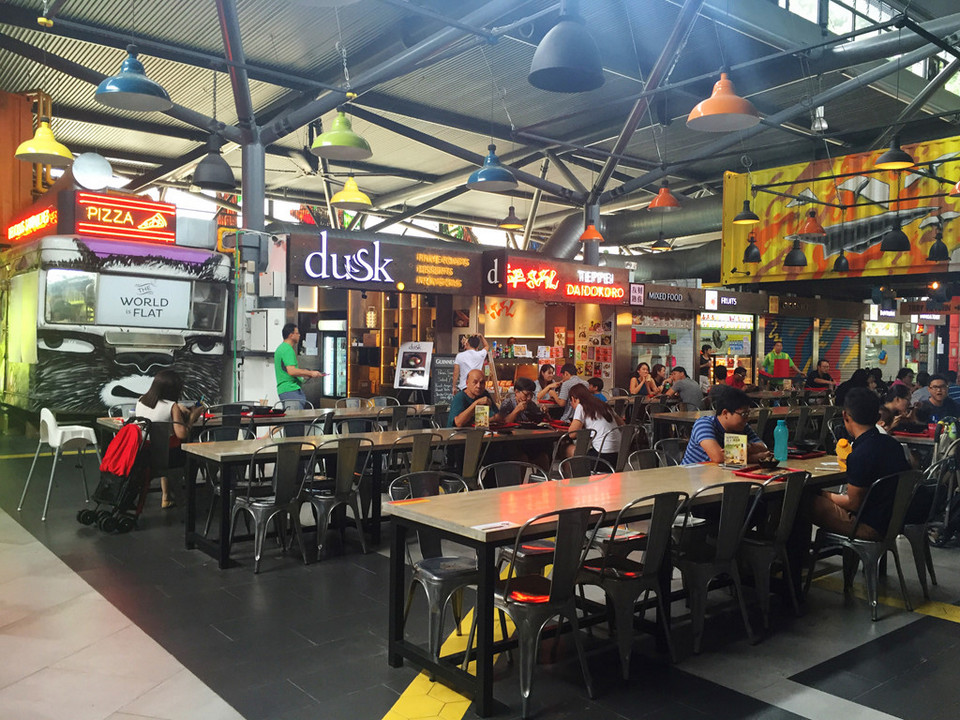 Eateries in Singapore how to save money travelling in singapore singapore budget travel tips is singapore expensive to holiday
