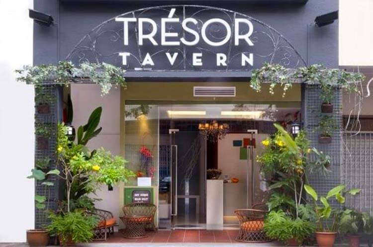 Tresor Tavern Hotel - Entrance how to save money travelling in singapore singapore budget travel tips is singapore expensive to holiday