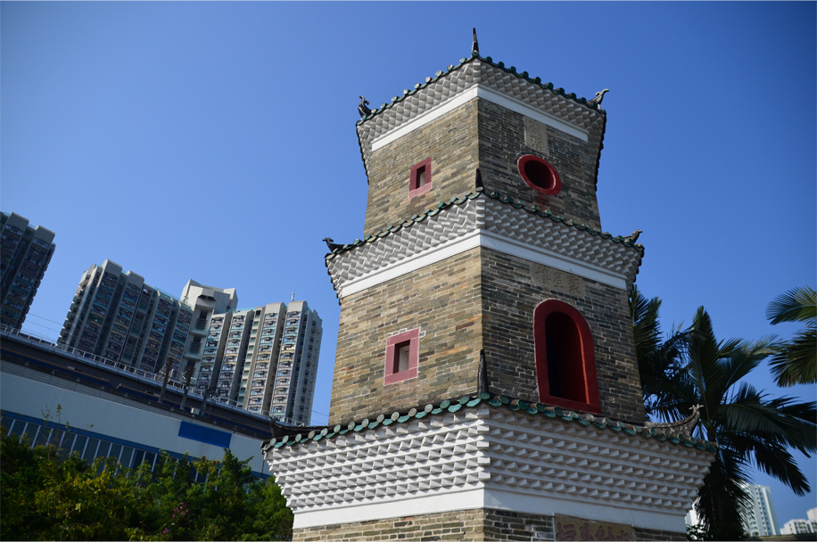 The oldest temple in Hong Kong - Tsui Sing Lau
