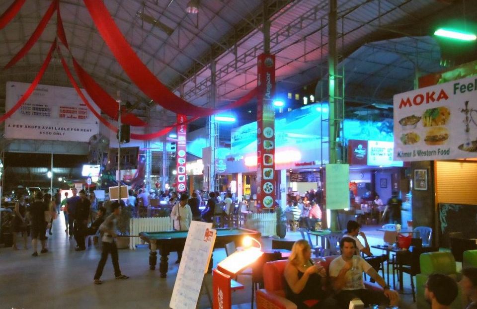 Golden Sorya Nightlife Mall Phnom Penh Cambodia 22r