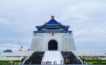 Must do in Taipei — Top 12 best places to visit & best things to do in Taipei The-National-Chiang-Kai-shek-Memorial-Hall