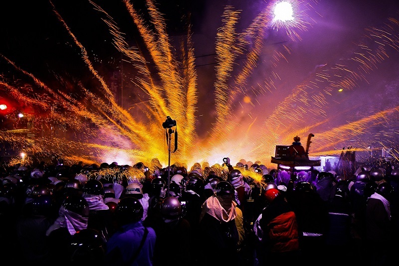 The crowded atmosphere at Tainan Yanshui Beehive Firecrackers Festival