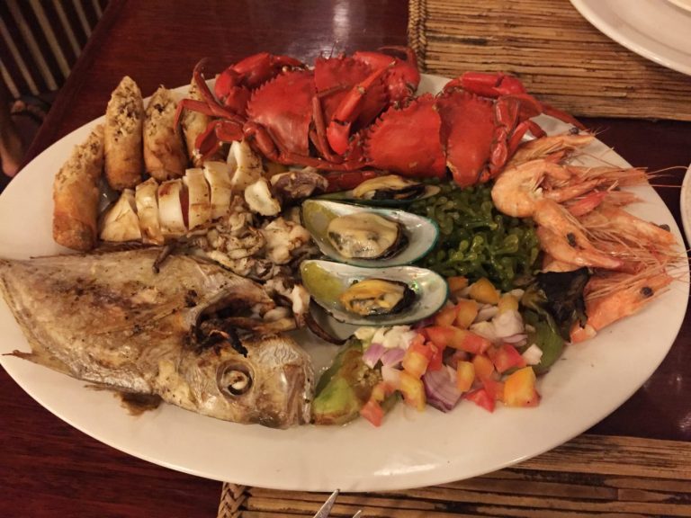 Dinner with seafood at Badjao