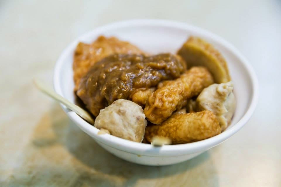 Tian Bu La come with sweet-savoury sauce