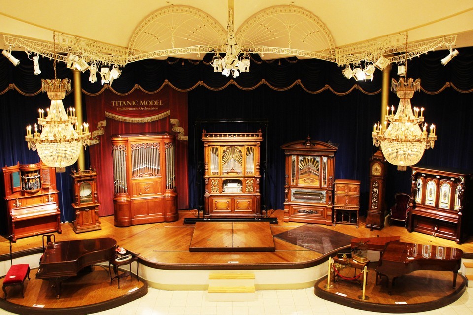 Kawaguchiko Music Forest Museum-fuji-japan8