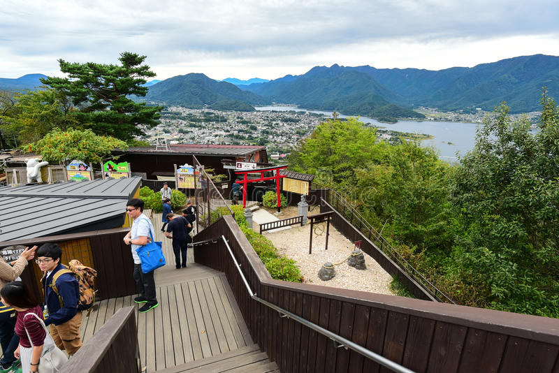 view-point-kachi-kachi-ropeway-fujisan-background-japan