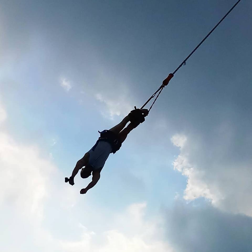 Bungee Jumping -adventurous activities in Singapore12