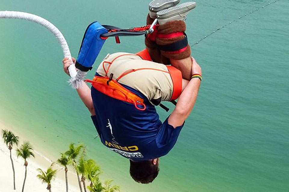 bungee-jump-sentosa-singapore