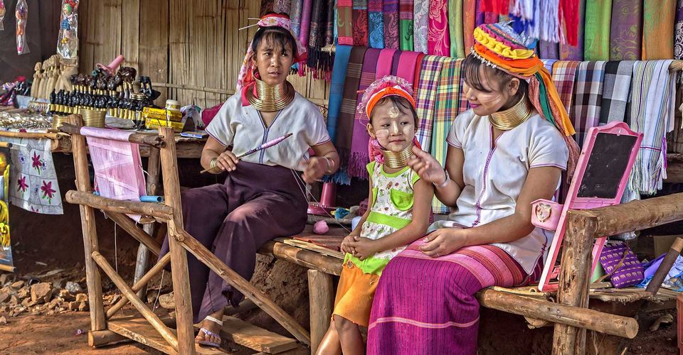 long neck women of Thailand-chiangmai-thailand14
