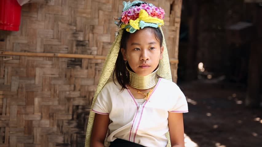 long neck women of Thailand-chiangmai-thailand2
