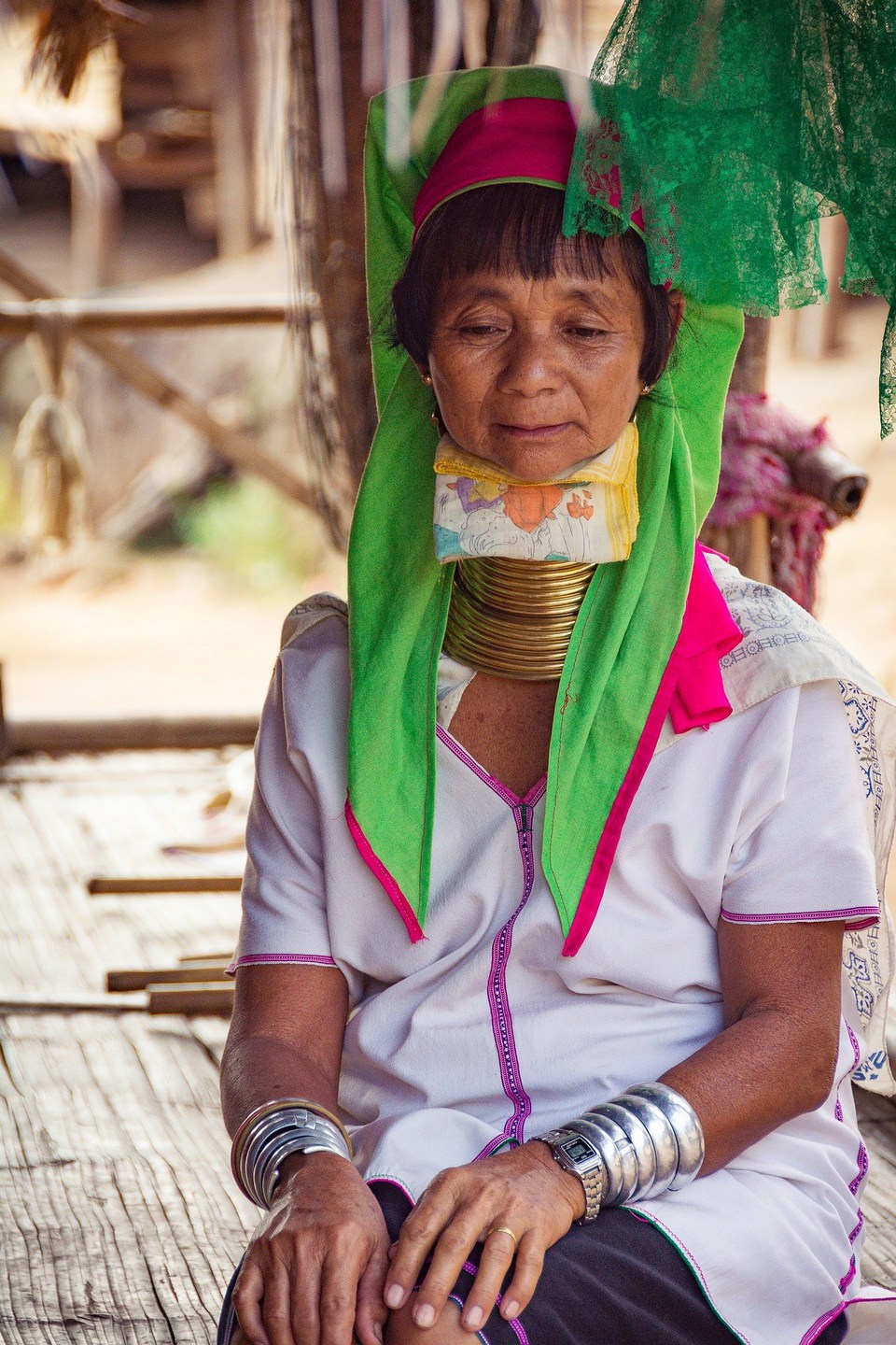 long neck women of Thailand-chiangmai-thailand5 karen village chiang mai karen village thailand karen long neck village chiang mai