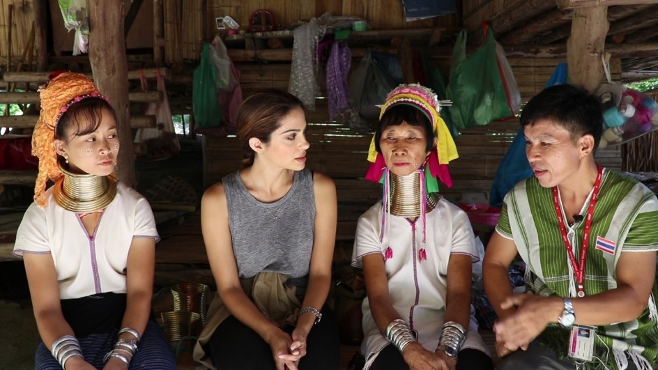 long neck women of Thailand-chiangmai-thailand6 karen village chiang mai karen village thailand karen long neck village chiang mai