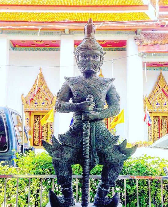 ghost of mae nak mae nak phra khanong mae nak shrine mae nak temple wat mahabut temple (7)