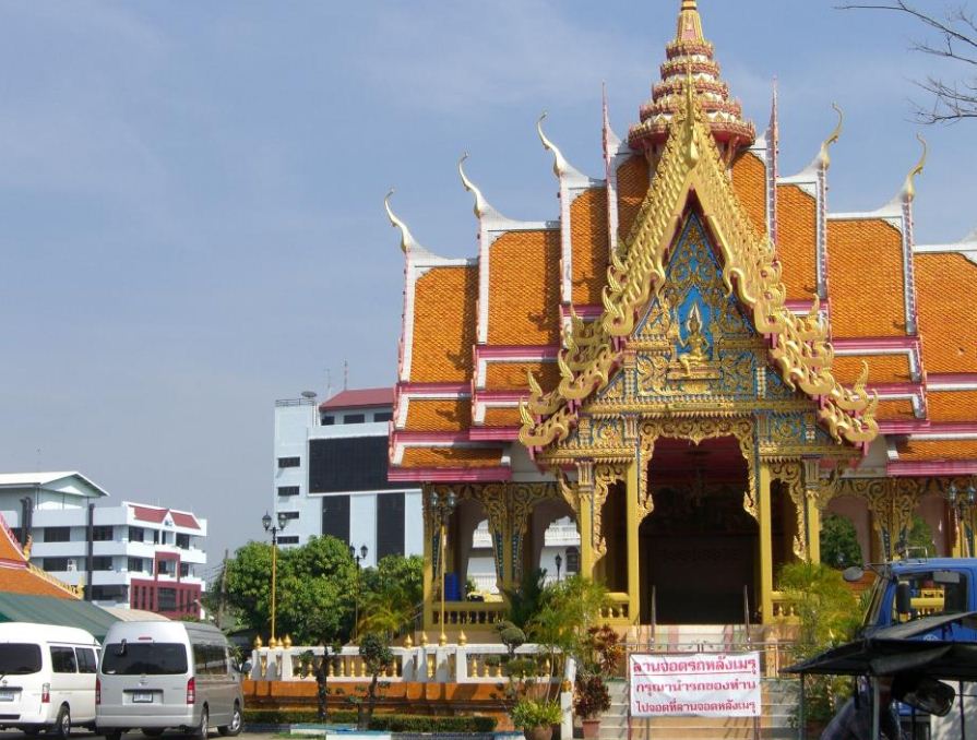 ghost of mae nak mae nak phra khanong mae nak shrine mae nak temple wat mahabut temple (9)