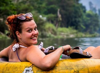 tubing-vang-vieng-come and experience tubing game at vang vieng-laos