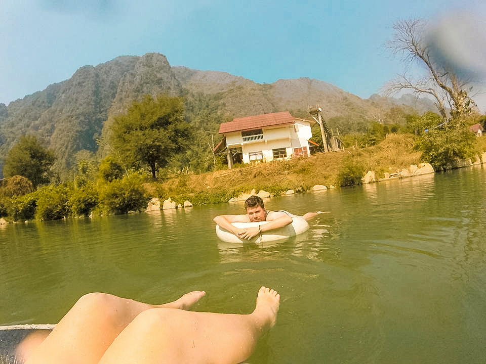 tubing-vang-vieng-come and experience tubing game at vang vieng-laos17