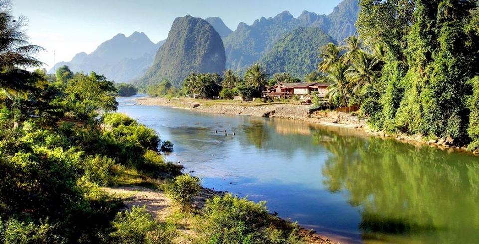 tubing-vang-vieng-come and experience tubing game at vang vieng-laos4