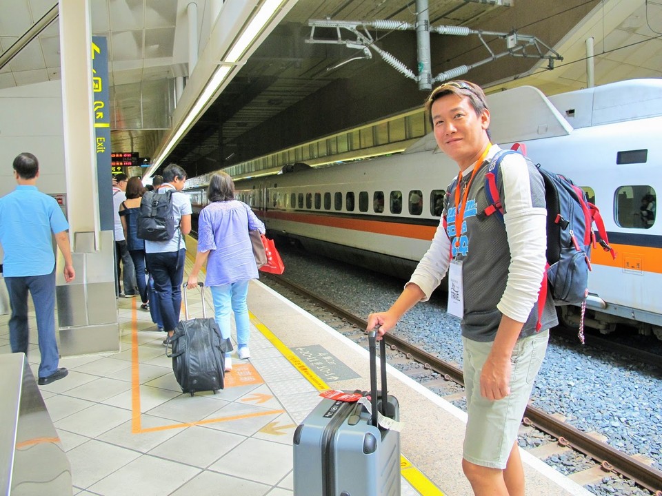 Arriving at Taiwan High Speed Rail's Zuoying Station in Kaohsiung City