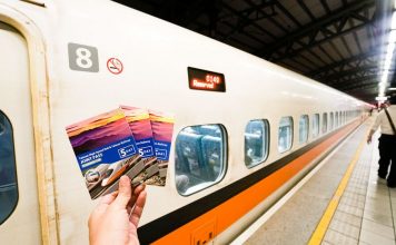 HSR Pass with train - THSR Taiwan Itinerary