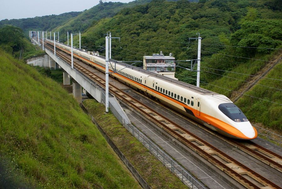Transportation in Taiwan by HSR high speed train11