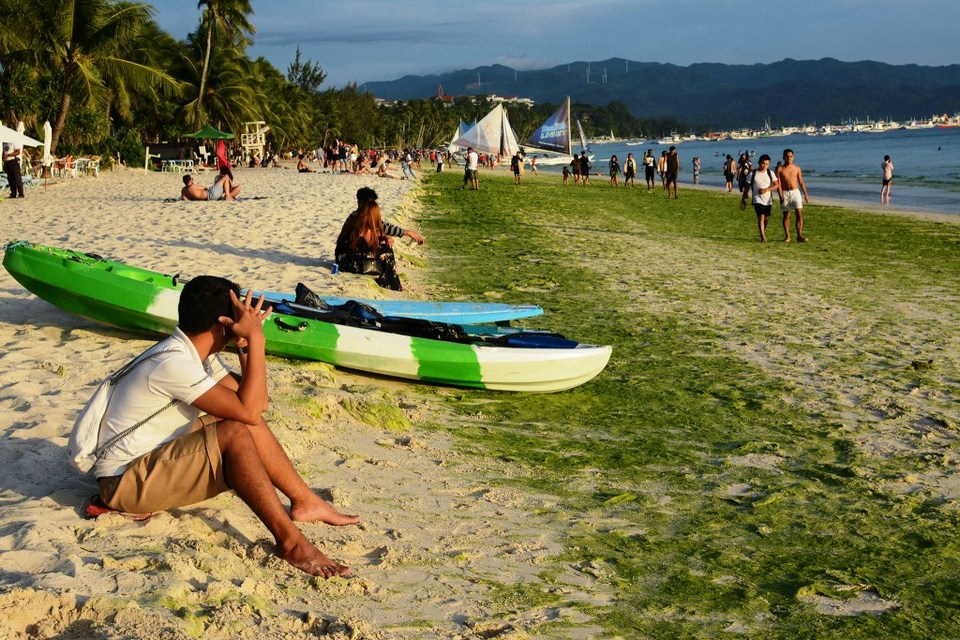Boracay-most beautiful islands in Southeast Asia10