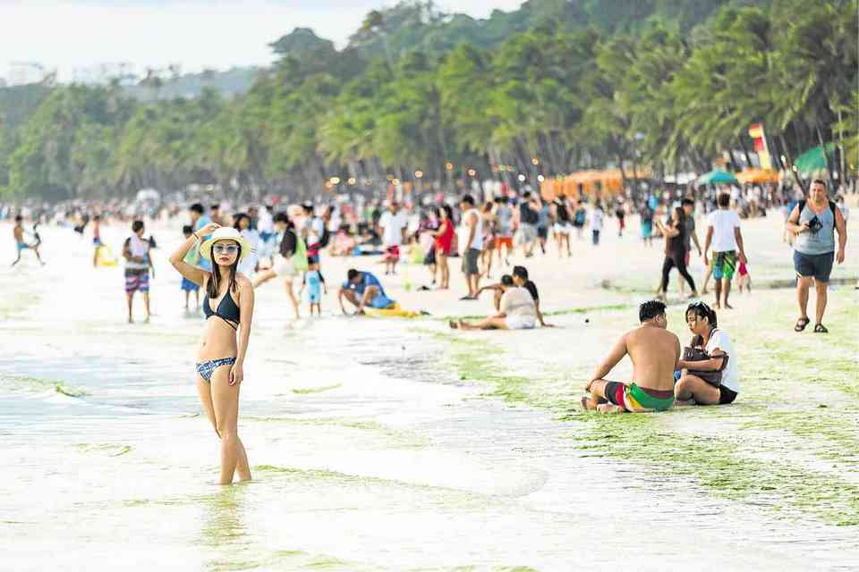Boracay-most beautiful islands in Southeast Asia3